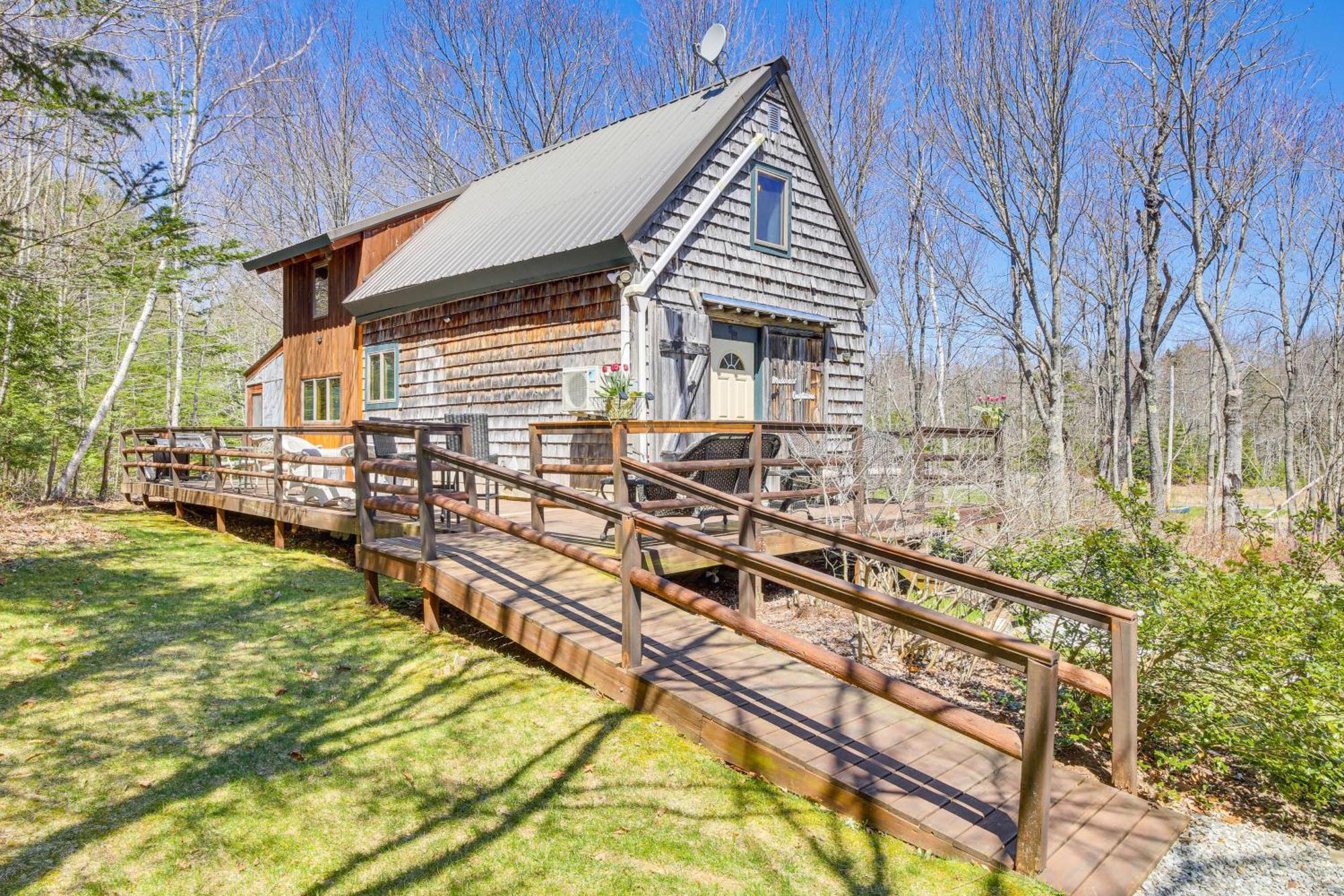 Rustic Searsport Cabin Loft And Sunroom On 10 Acres Buitenkant foto